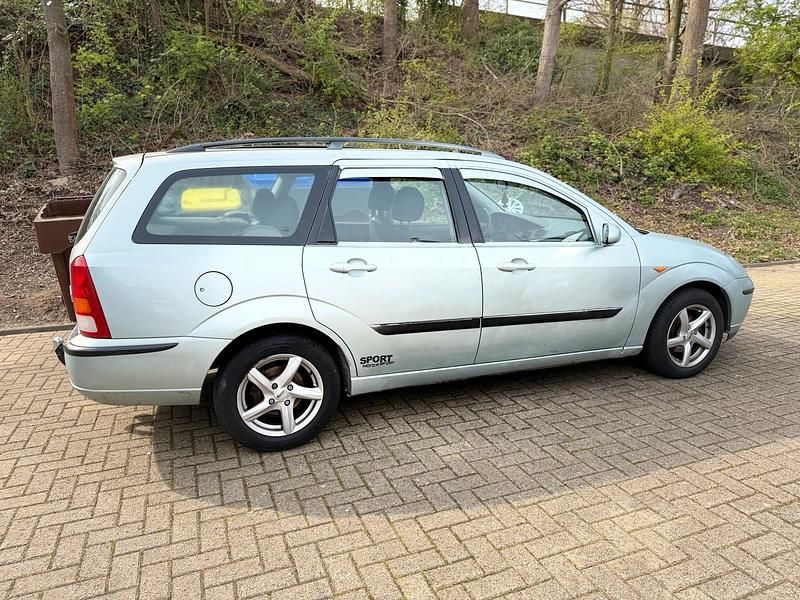 Second-hand Ford Focus 85 CP (62 kW) 2004 Verde Break