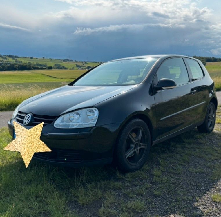 Schwarz Gebraucht 2005 VW Golf V Limousine | 599 € (Guter Preis) - Bild 1/4