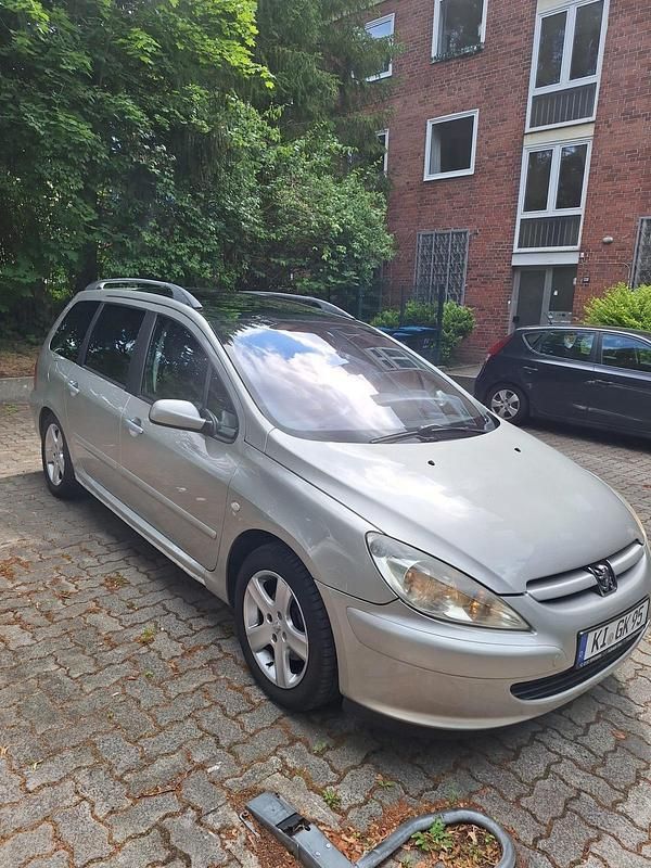 Grau Gebraucht 2004 Peugeot 307 Kombi | 1.300 € (Fairer Preis) - Bild 1/4