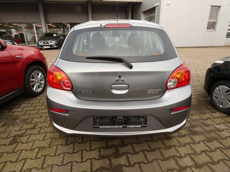 Gebraucht Mitsubishi Space Star Diamant Edition 71 PS (52 kW) 2020 Grau Limousine