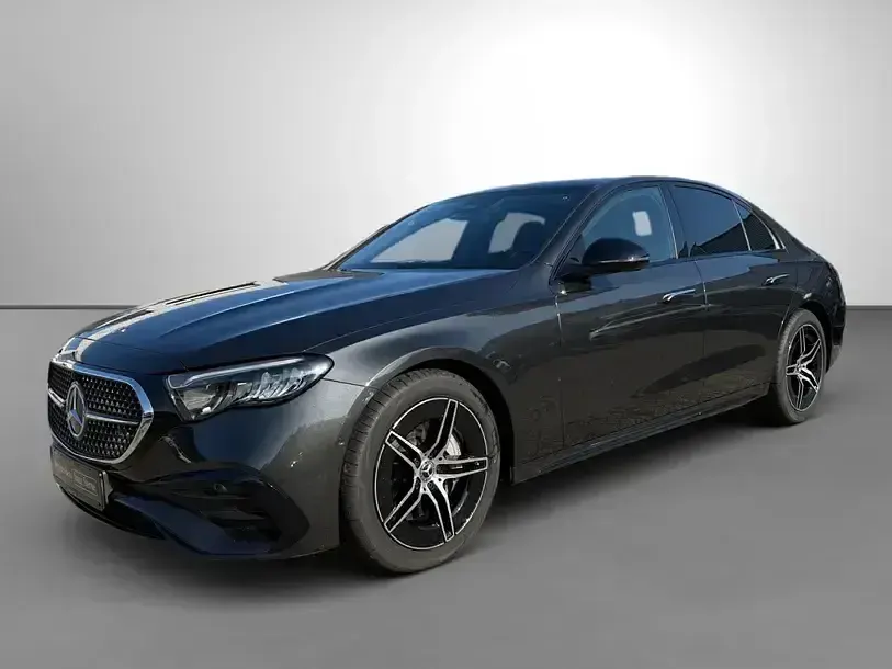 Gebraucht Mercedes E200 AMG 204 PS (150 kW) 2025 Grau Limousine