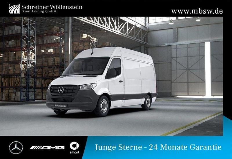 Gebraucht Mercedes Sprinter 163 PS (119 kW) 2021 Arktikweiß Van