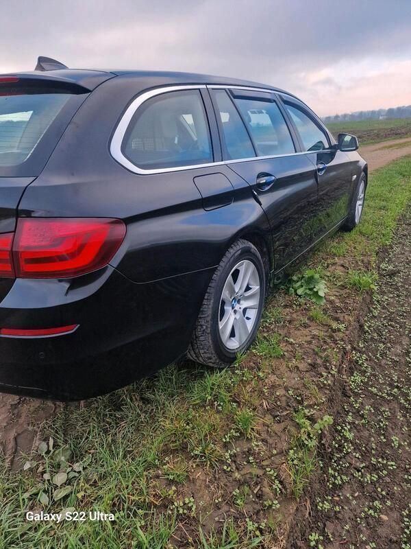 Schwarz Gebraucht 2013 BMW 520 Kombi | 10.200 € (Guter Preis) - Bild 1/4
