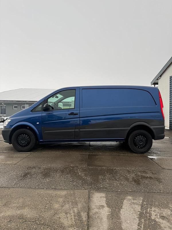 Gebraucht Mercedes Vito 136 PS (100 kW) 2013 Blau Van