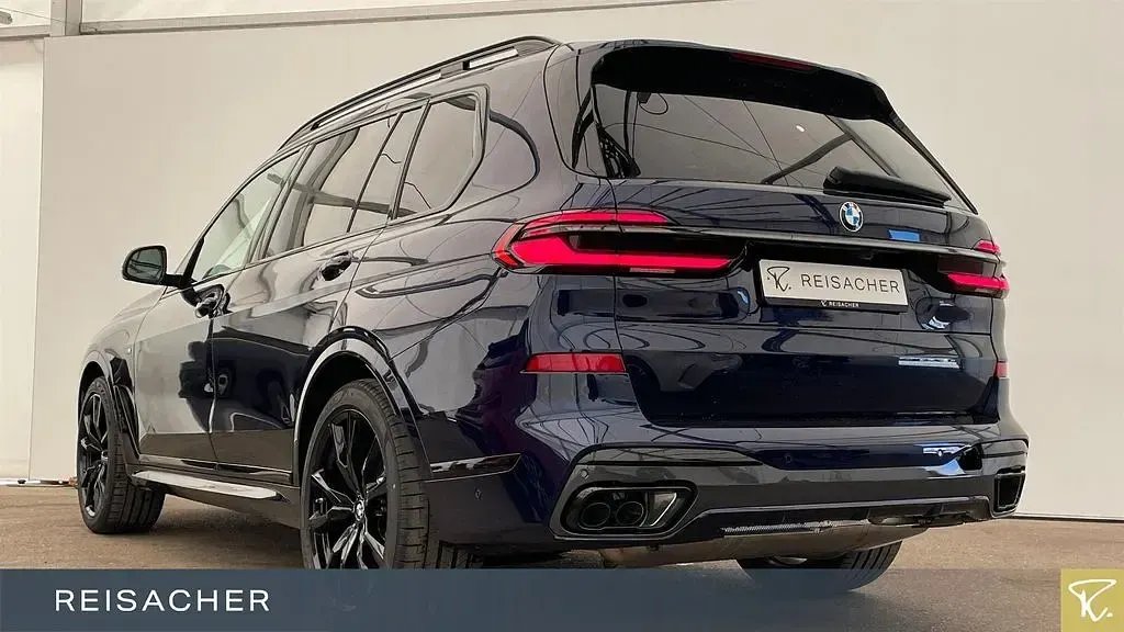 Gebraucht BMW X7 Performance 381 PS (280 kW) 2026 Blau SUV