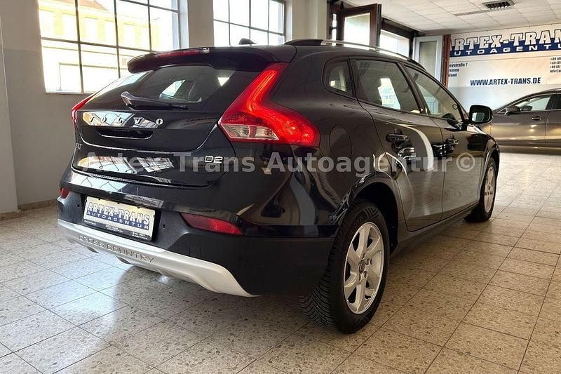 Gebraucht Volvo V40 CC 114 PS (83 kW) 2014 Schwarz Kombi