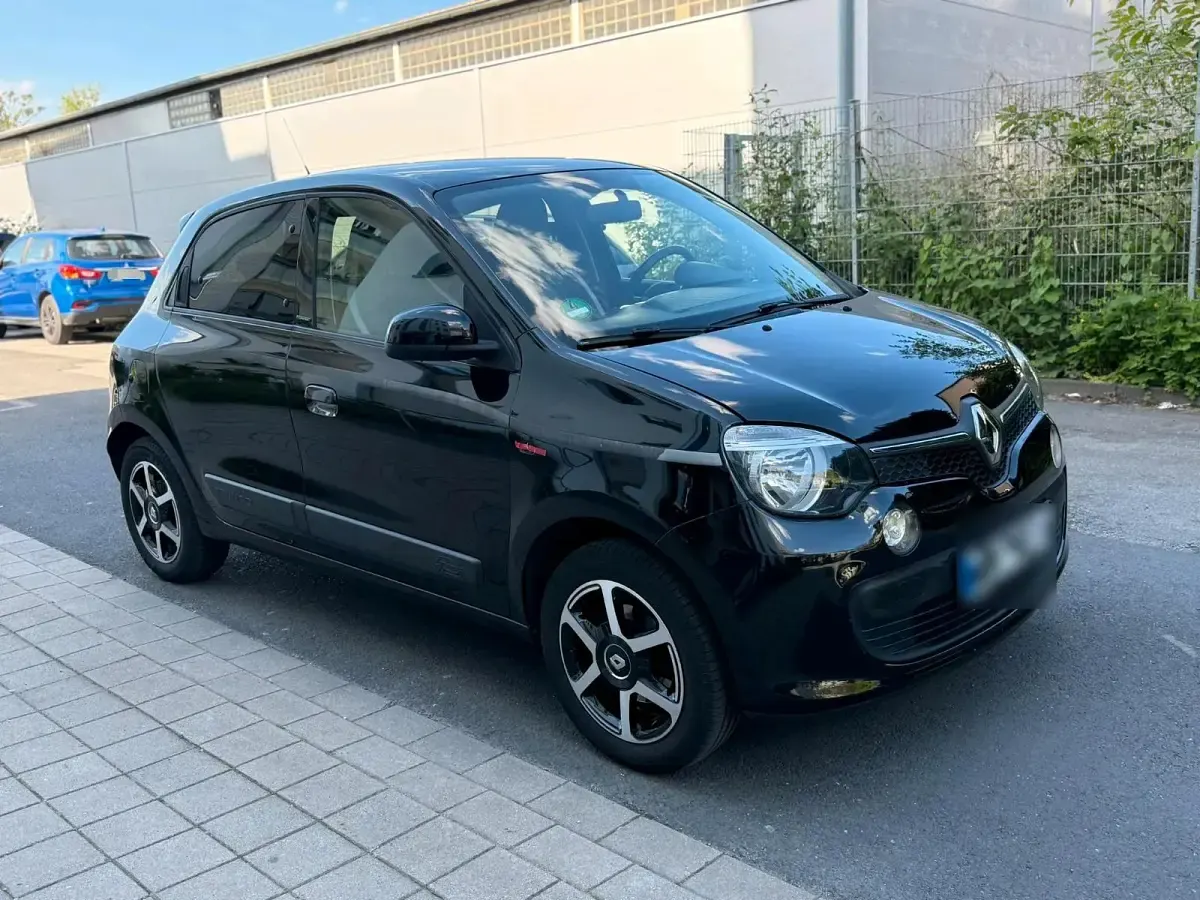 Gebraucht Renault Twingo LIMITED 90 PS (66 kW) 2018 Schwarz Kleinwagen
