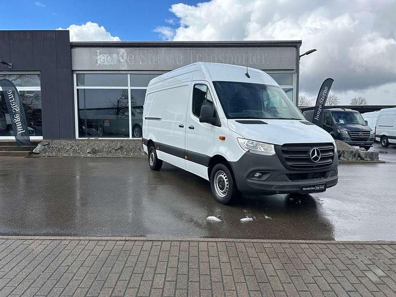 Gebraucht Mercedes Sprinter 170 PS (125 kW) 2024 Arktikweiß Van