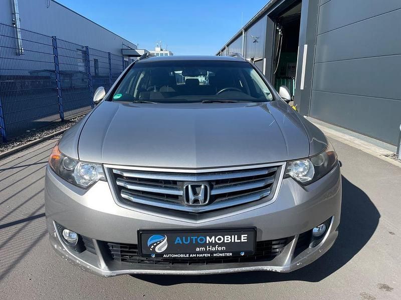 Gebraucht Honda Accord Elegance 156 PS (114 kW) 2009 Silber Limousine