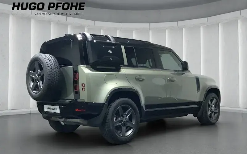 Gebraucht Land Rover Defender SE Dynamic 300 PS (220 kW) 2024 Grün SUV