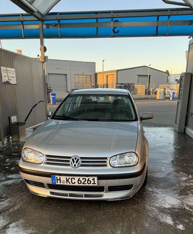 Gebraucht 2002 VW Golf IV Limousine | 1.000 € (Guter Preis) - Bild 1/4