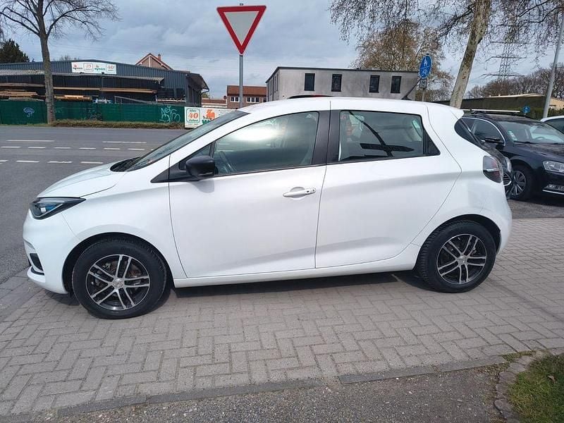 Gebraucht Renault Zoe Life 50 kW (69 PS) 2020 Weiß Kleinwagen