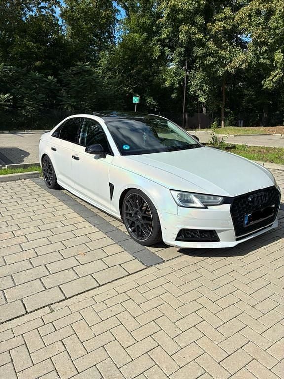 Weiß Gebraucht 2017 Audi A4 Ambiente Limousine | 17.500 € (Superpreis) - Bild 1/4