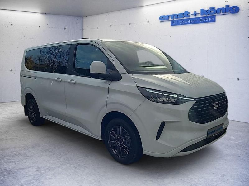 Neu Ford Tourneo Custom Titanium 2025 Van