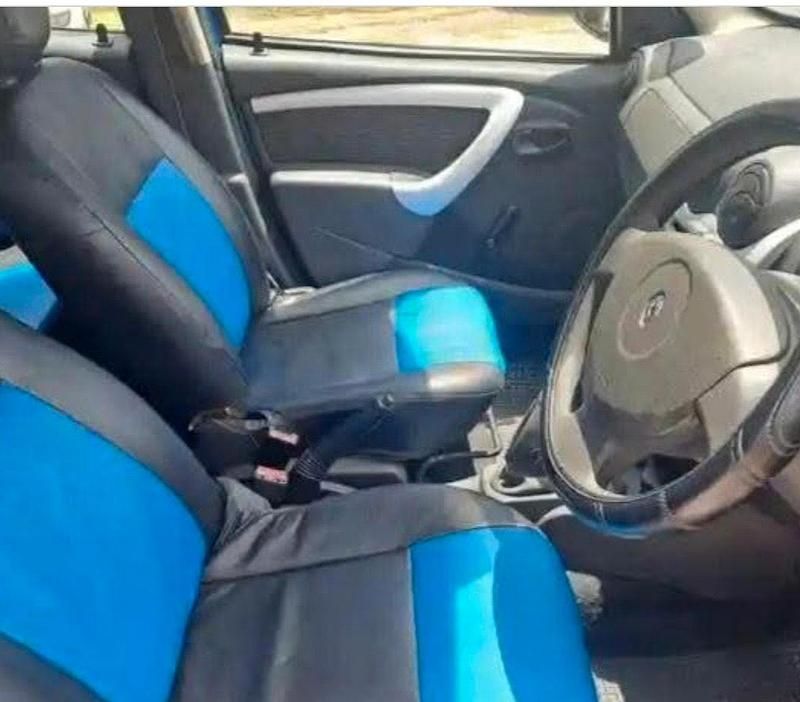 Gebraucht Dacia Sandero 75 PS (55 kW) 2009 Blau Limousine