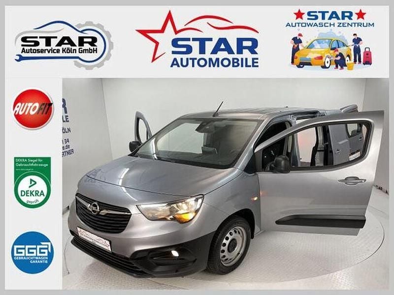 Gebraucht Opel Combo Selection 131 PS (96 kW) 2020 Kontrast grau/quarz silber Van / Kleinbus