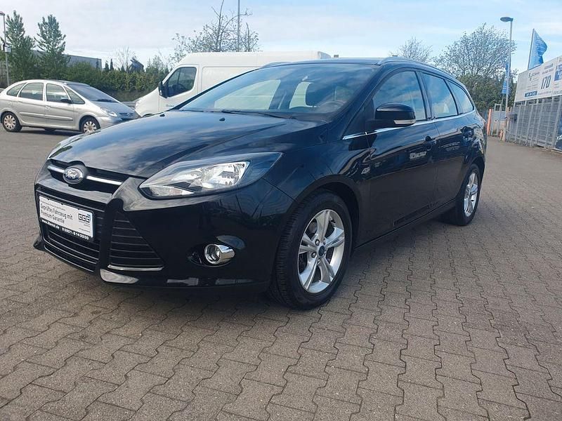 Usata Ford Focus 101 CV (74 kW) 2013 Nero Berlina