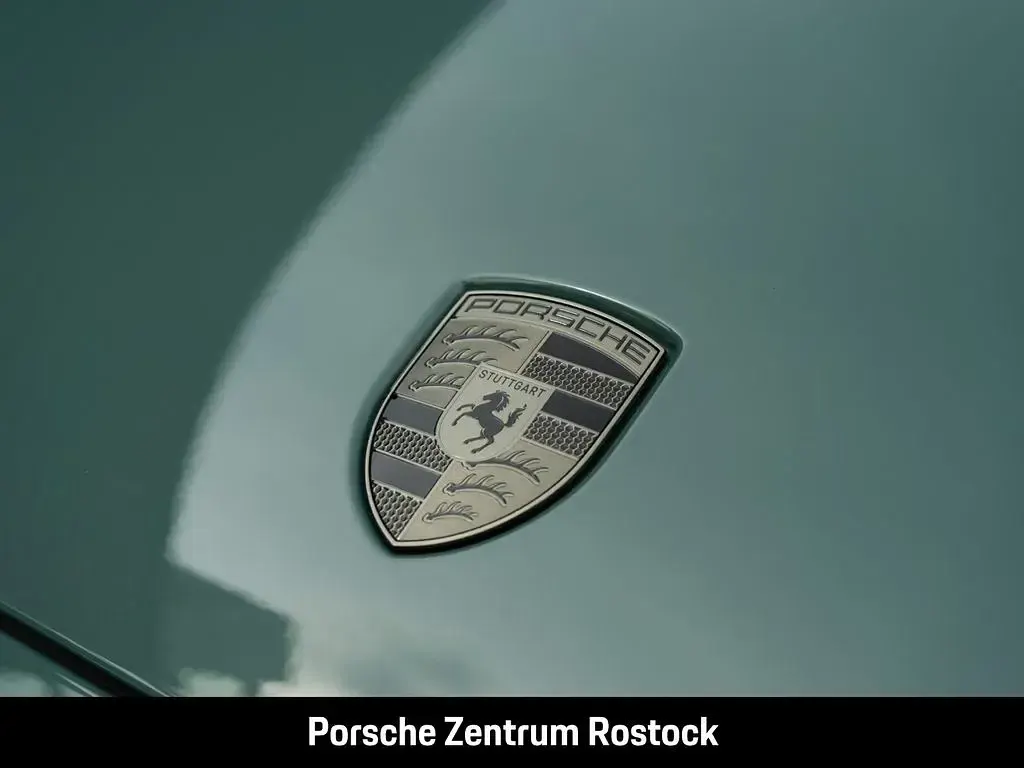 Neu Porsche Cayenne Turbo Electric 2026 Mysticgrünmetallic SUV