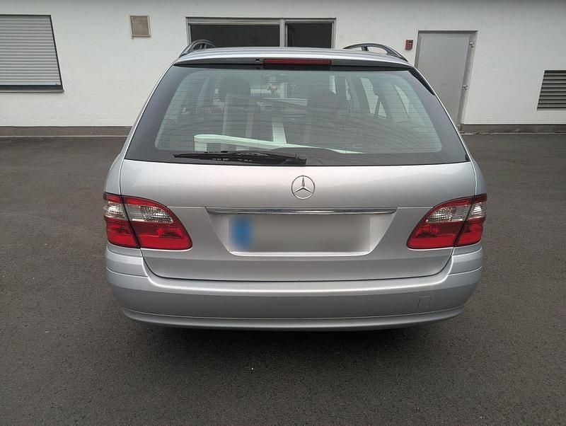 Gebraucht Mercedes 280 190 PS (139 kW) 2005 Silber Kombi