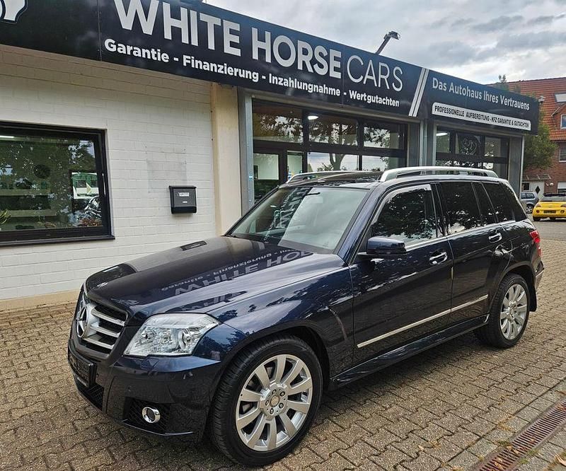 Blau Gebraucht 2009 Mercedes GLK320 SUV | 14.898 € (Etwas zu teuer) - Bild 1/4