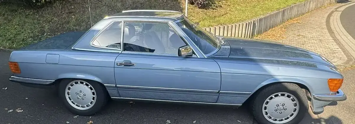Gebraucht Mercedes SL300 188 PS (138 kW) 1985 Blau Cabrio