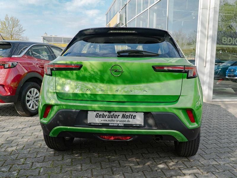 Second-hand Opel Mokka Enjoy 101 CP (74 kW) 2023 Verde SUV