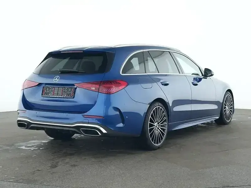 Gebraucht Mercedes C300 AMG 258 PS (189 kW) 2025 Blau Limousine