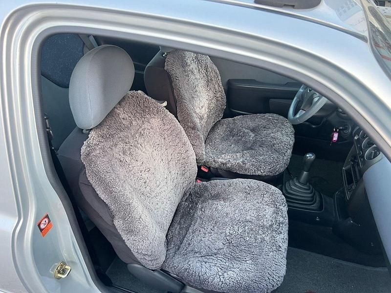 Gebraucht Nissan Micra 60 PS (44 kW) 2002 Silber Kleinwagen