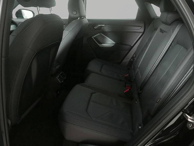 Gebraucht Audi Q3 Sportback 190 PS (139 kW) 2025 Schwarz SUV