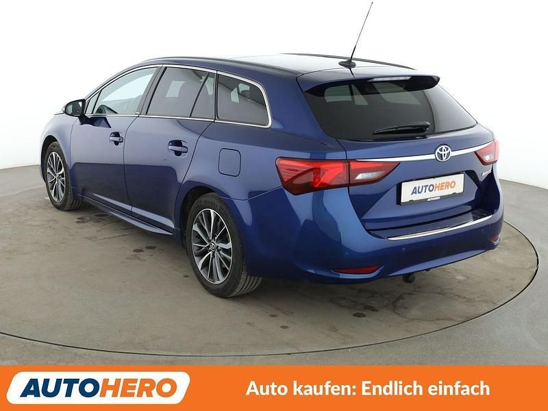 Gebraucht Toyota Avensis Edition-S 147 PS (108 kW) 2017 Blau Kombi