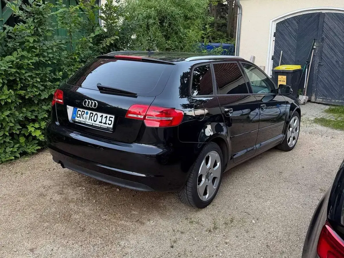Gebraucht Audi A3 Ambition 140 PS (102 kW) 2013 Schwarz Kombi