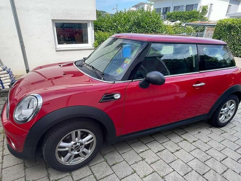 Rot Gebraucht 2011 Mini ONE Pepper Kleinwagen | 5.200 € (Fairer Preis) - Bild 1/4