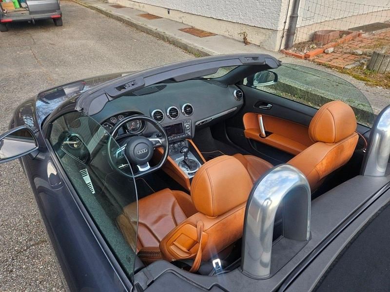 Gebraucht Audi TT Roadster 250 PS (183 kW) 2007 Grau Cabrio