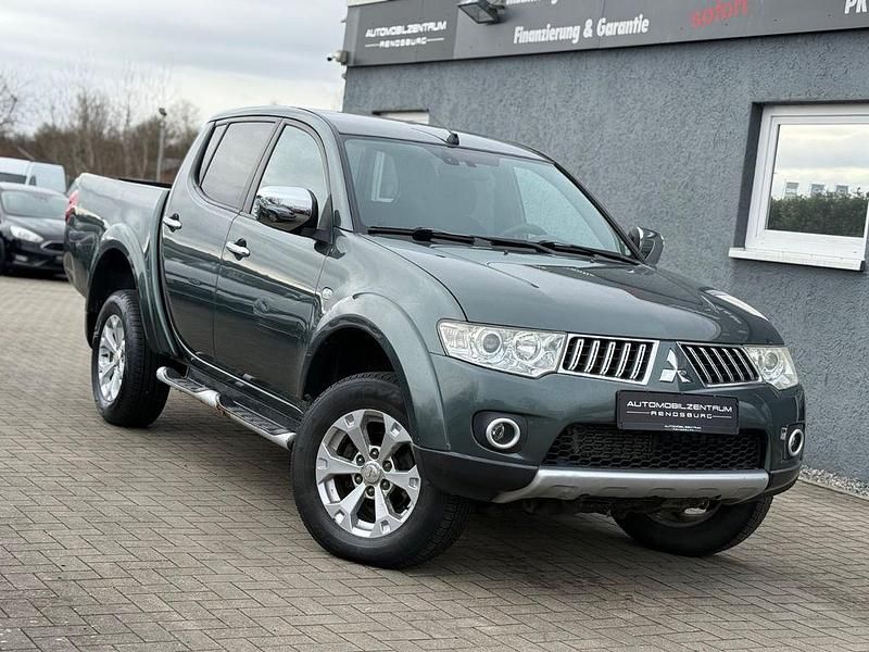 Gebraucht Mitsubishi L200 Intense 178 PS (130 kW) 2011 Grün Pickup
