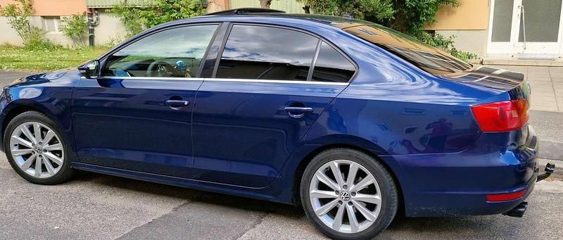 Gebraucht VW Jetta Highline 140 PS (102 kW) 2011 Limousine
