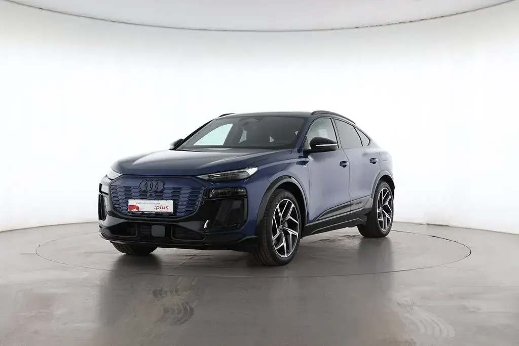 Gebraucht Audi Q6 Sportback e-tron S-Line 185 kW (252 PS) 2025 Blau SUV
