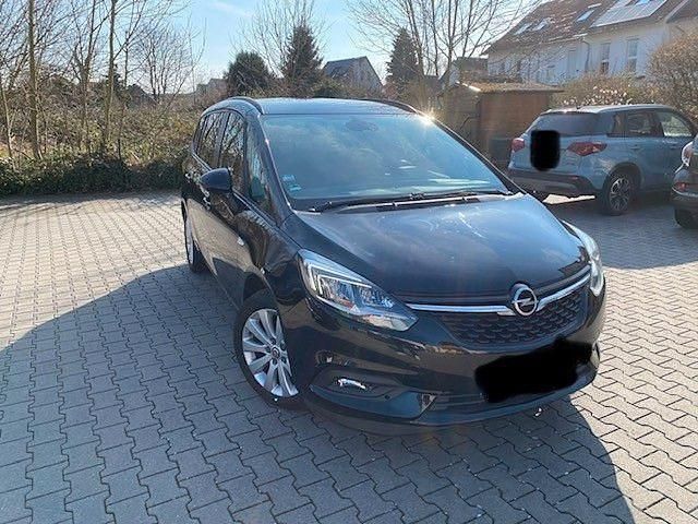 Gebraucht Opel Zafira Tourer Active 140 PS (102 kW) 2017 Schwarz Van / Kleinbus