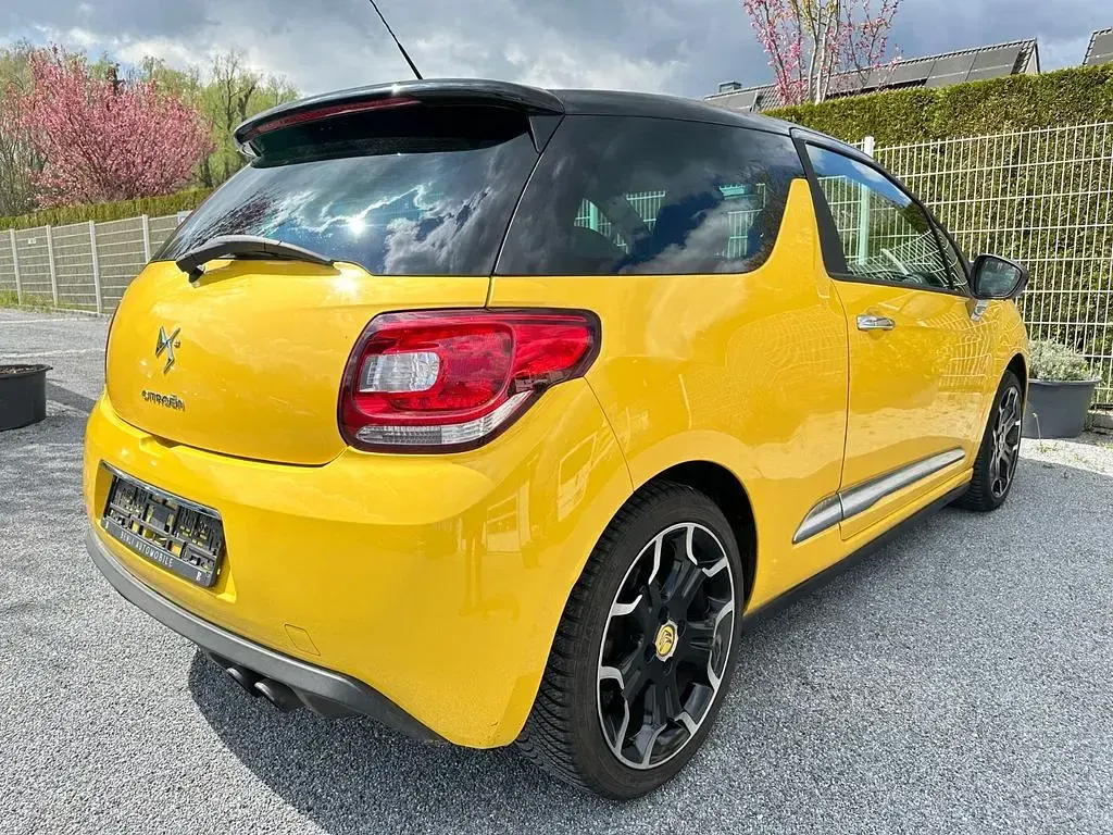 Gebraucht Citroën DS3 Sport Chic 156 PS (114 kW) 2011 Gelb Kleinwagen