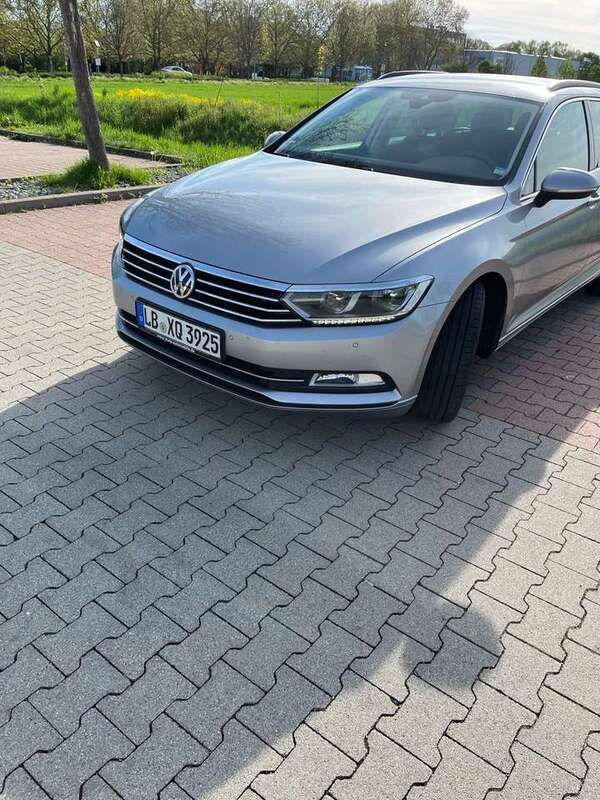 Gebraucht 2019 VW Passat Comfortline Kombi | 17.000 € (Fairer Preis) - Bild 1/4