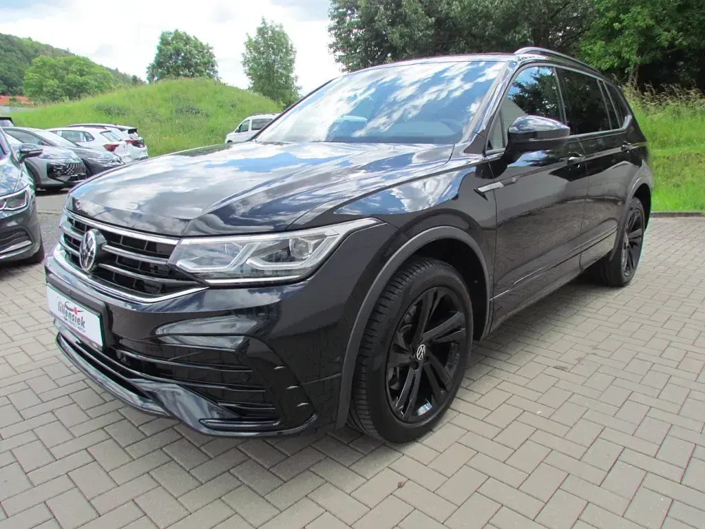 Gebraucht VW Tiguan Allspace R-line 190 PS (139 kW) 2023 Schwarz SUV