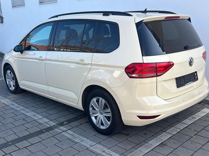 Gebraucht VW Touran 110 PS (80 kW) 2016 Beige Van / Kleinbus