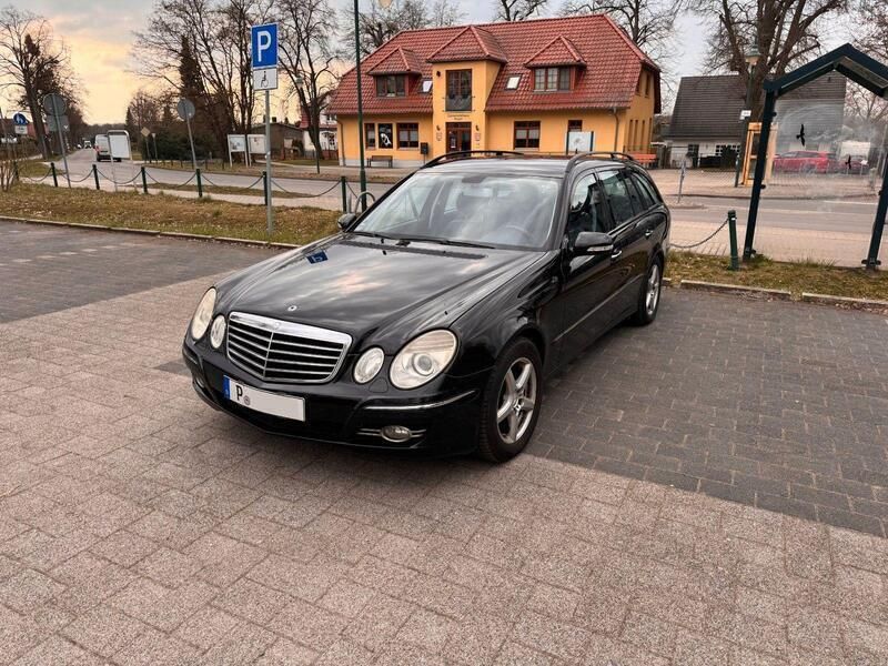 Schwarz Gebraucht 2007 Mercedes E320 Avantgarde Kombi | 2.600 € (Superpreis) - Bild 1/4