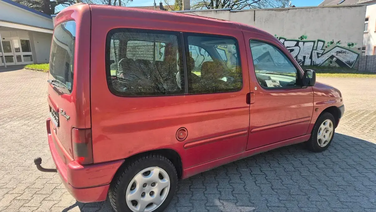 Gebraucht Citroën Berlingo 90 PS (66 kW) 2000 Rot Van / Kleinbus