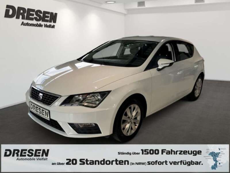 Weiß Gebraucht 2017 Seat Leon Style Limousine | 14.580 € (Teuer) - Bild 1/4