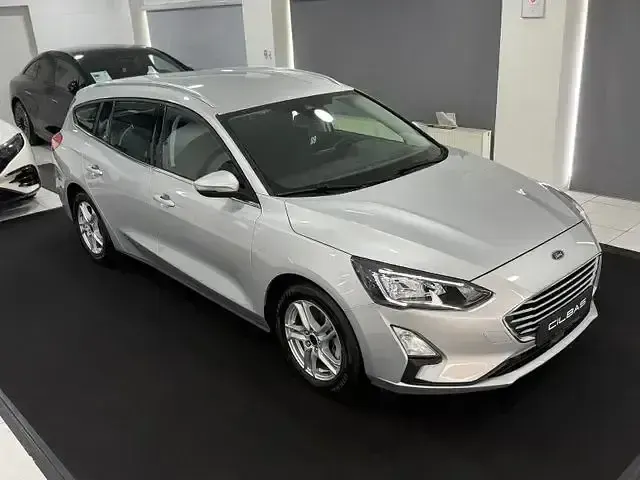 Brugt Ford Focus Cool & Connect 120 HK (88 kW) 2021 Sølv Sedan