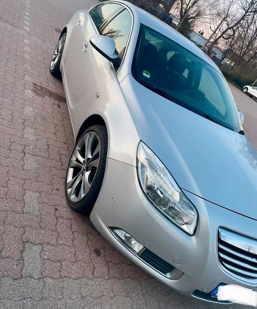 Gebraucht Opel Insignia 220 PS (161 kW) 2009 Silber Limousine