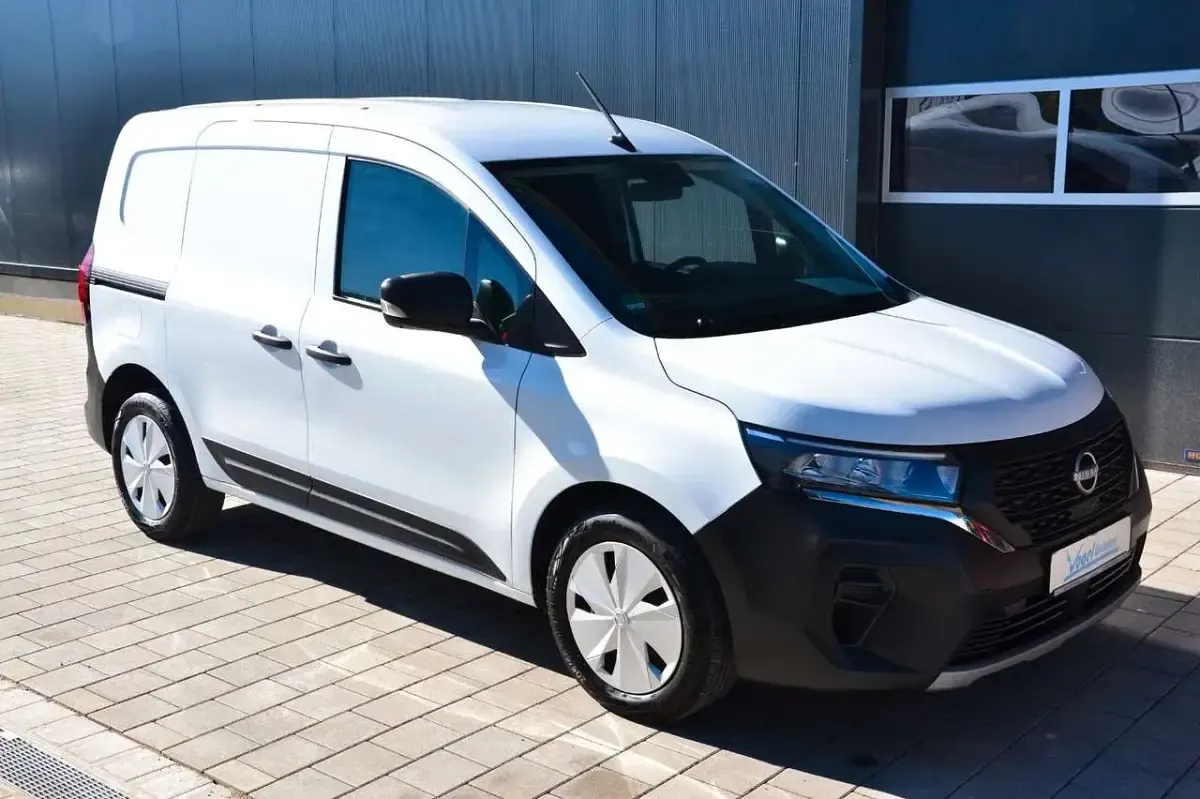 Gebraucht Nissan Townstar Acenta 131 PS (96 kW) 2023 Mineral white (s) Van