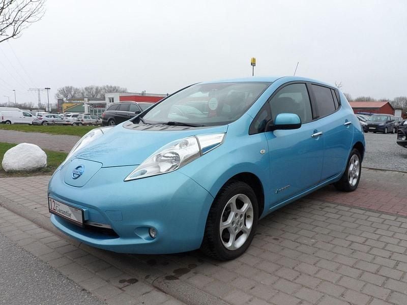 Gebraucht Nissan Leaf Acenta 80 kW (109 PS) 2016 Blau Kleinwagen
