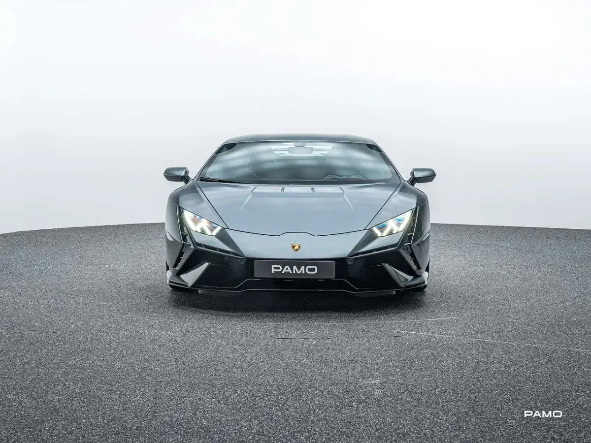 Usata Lamborghini Huracán 640 CV (470 kW) 2023 Grigio Coupé