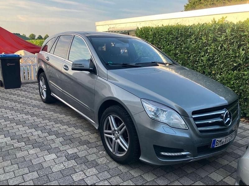 Gebraucht Mercedes R350 265 PS (194 kW) 2011 Grau Van / Kleinbus